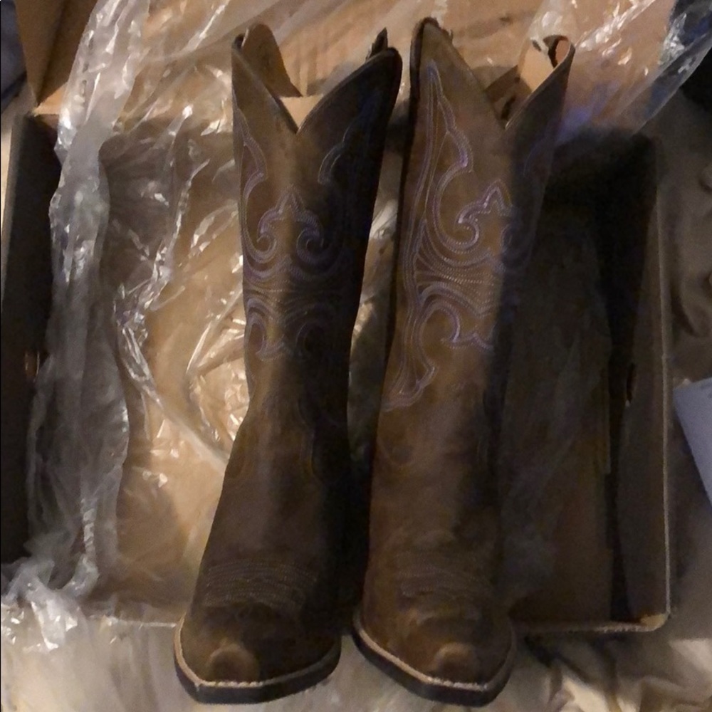 Women’s Ariat cowboy boots - Picture 4 of 6